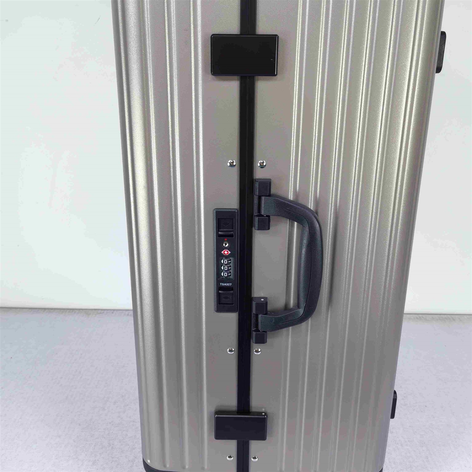 best luxury carry on luggage 7 best luxury carry on luggage 7